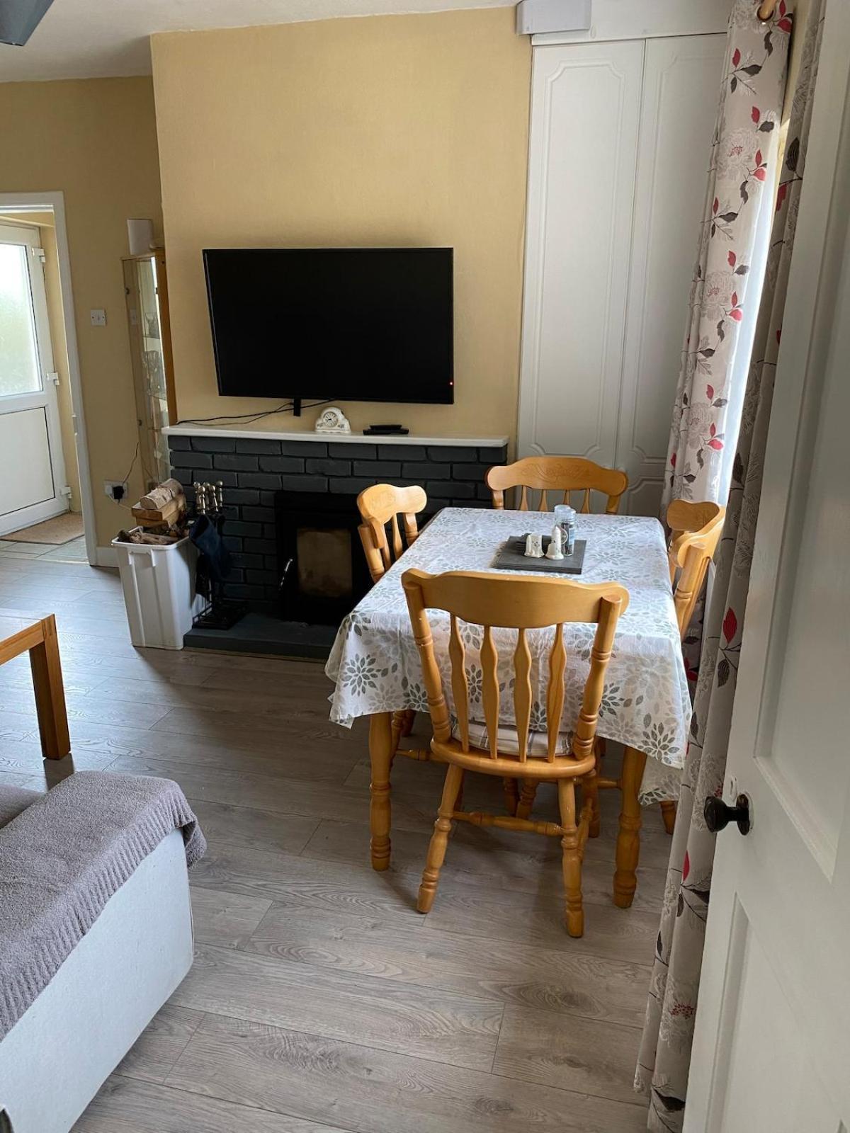An Teach Tykillen Cosy Holiday home Limerick